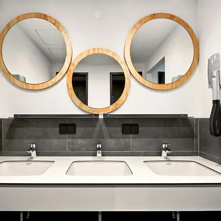 ホステル H.ostel