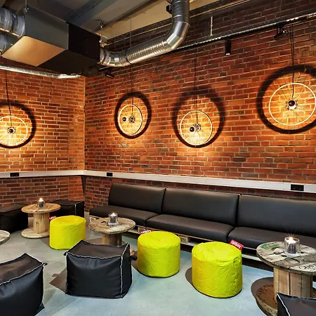 H.ostel ホステル