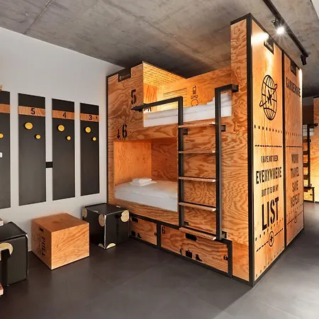 H.ostel מונסטר