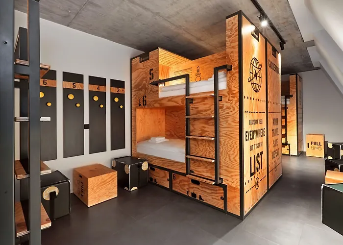 H.ostel מונסטר