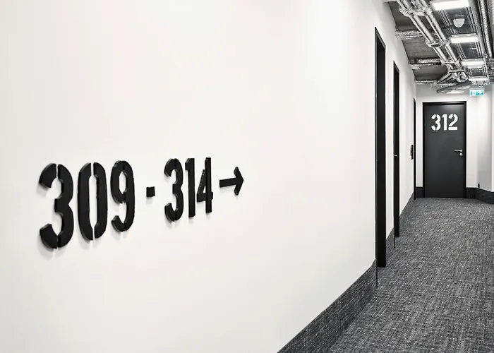 אכסניה H.ostel מונסטר